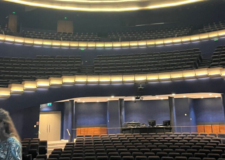 a9eb5f00-5233-42e2-aea3-2fa1089f8058